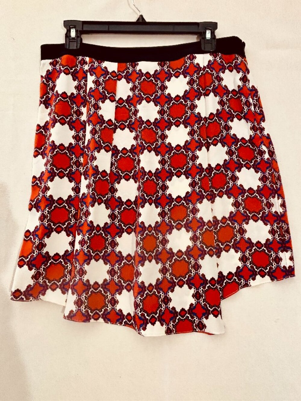 Tibi New York Silk Printed Shorts Womens Size 10 Orange Blue Ivory Pleated Side
